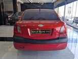 Kia Rio-5