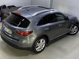 Infiniti QX70-13