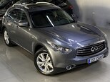 Infiniti QX70-6