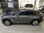 Infiniti QX70-7