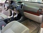 Toyota Land Cruiser Prado-12