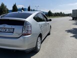 Toyota Prius-9