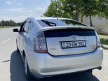 Toyota Prius-13