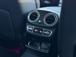 Mercedes E 300 e-17