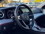 Mercedes E 300 e-21