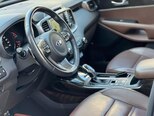 Kia Sorento-9