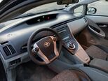 Toyota Prius-11