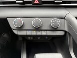 Hyundai Elantra-9