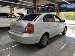 Hyundai Accent-6