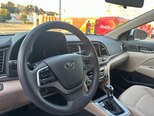 Hyundai Elantra-14