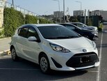 Toyota Aqua-3