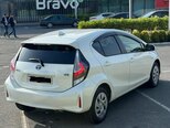 Toyota Aqua-4
