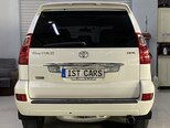 Toyota Land Cruiser Prado-8
