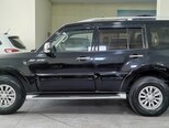 Mitsubishi Pajero-5