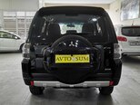 Mitsubishi Pajero-8
