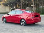 Hyundai Accent-15