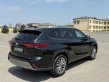 Toyota Highlander-12