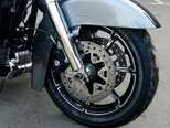 Harley-Davidson FLHX Street Glide-9