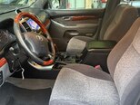 Toyota Land Cruiser Prado-4