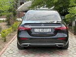 Mercedes E 300 de-3