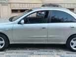 Nissan Sunny-7