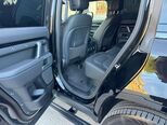 Land Rover Defender-15