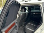 Volkswagen Touareg-11
