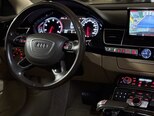 Audi A8-8