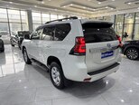 Toyota Land Cruiser Prado-6