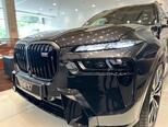 BMW X7-6