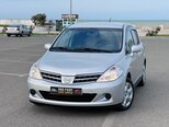 Nissan Tiida-1