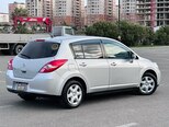 Nissan Tiida-5