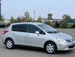 Nissan Tiida-18