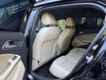 Mercedes GLA 250 4MATIC-13