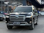 Toyota Land Cruiser-4