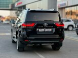 Toyota Land Cruiser-7
