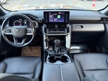 Toyota Land Cruiser-18
