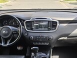 Kia Sorento-13