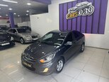 Hyundai Accent-6