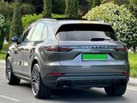 Porsche Cayenne-6