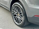 Porsche Cayenne-20