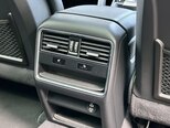 Porsche Cayenne-12