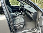 Porsche Cayenne-8