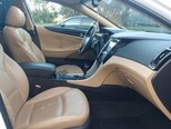 Hyundai Sonata-12