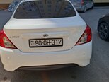 Nissan Sunny-2