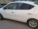 Nissan Sunny-13