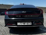 Hyundai Sonata-11