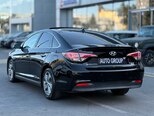 Hyundai Sonata-8