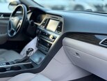 Hyundai Sonata-18
