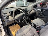 Hyundai Elantra-17